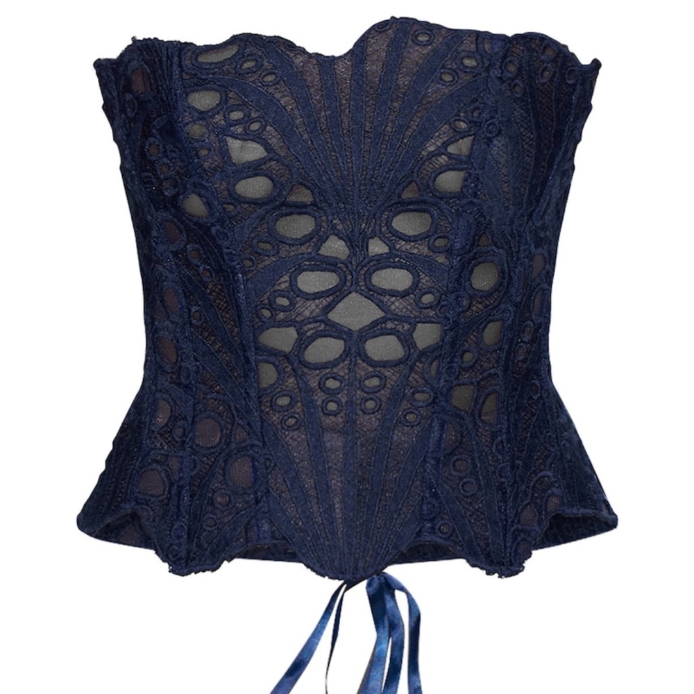 PrettyLittleThing Navy Lace Crop Top